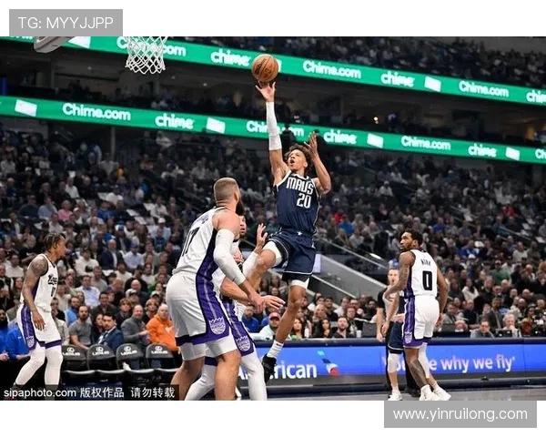 鹈鹕挑战国王争夺季后赛席位 强强对话引爆西部赛场激情